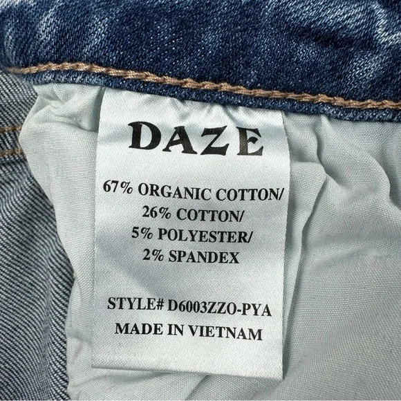 Daze High Rise Jeans - Picture 5 of 7
